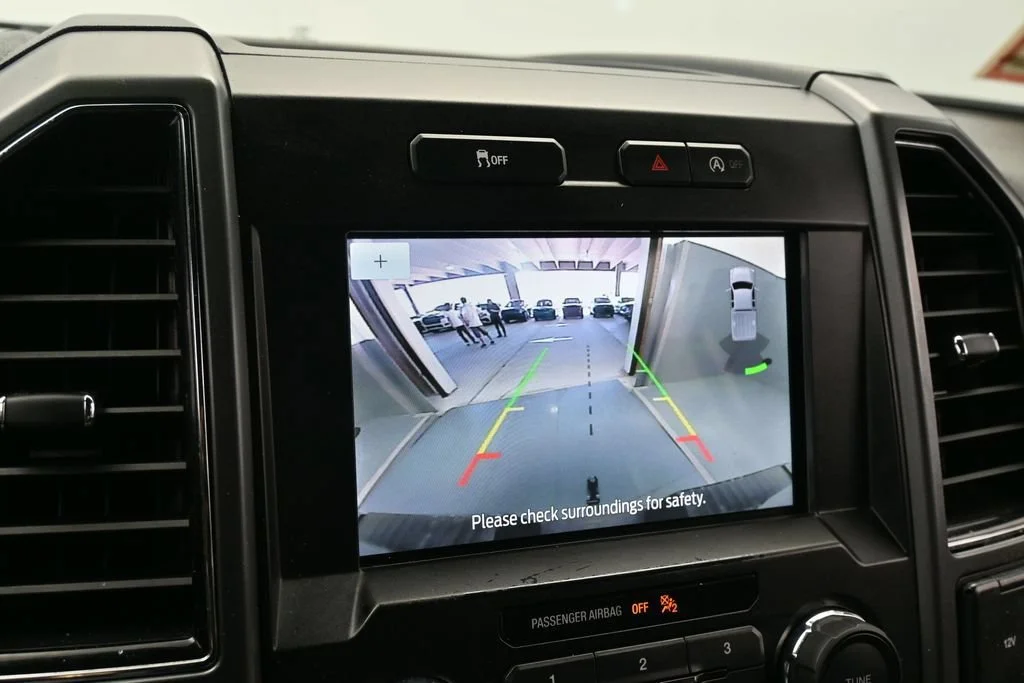 Used 2020 Black Ford XL image 18