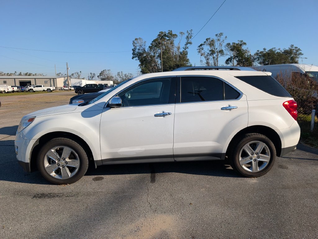 Used 2015 White Chevrolet LTZ image 2