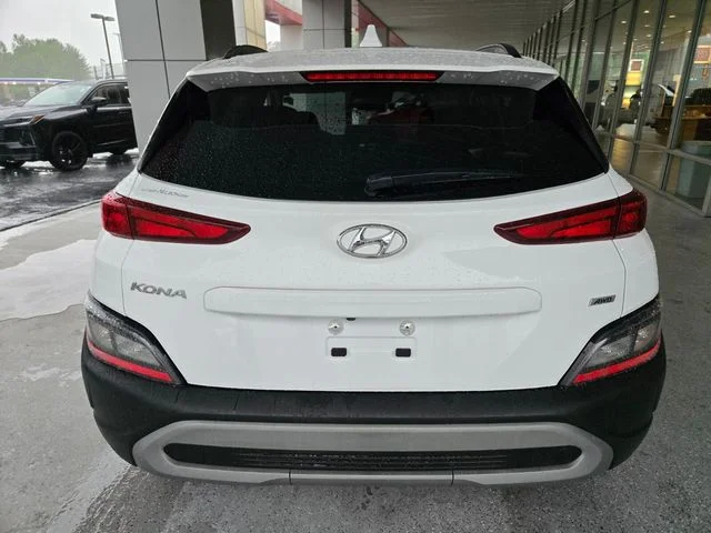 Used 2023 White Hyundai SEL image 7