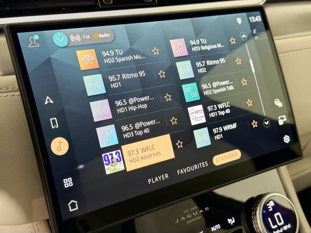2026 Jaguar F-Pace R-Dynamic S - Photo 15
