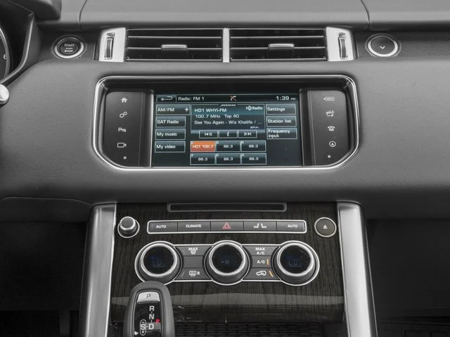 Used 2016  Land Rover V6 HSE image 10