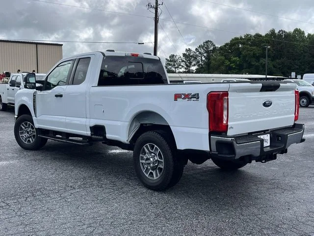 New 2025 Oxford White Ford F-350® XL image 4