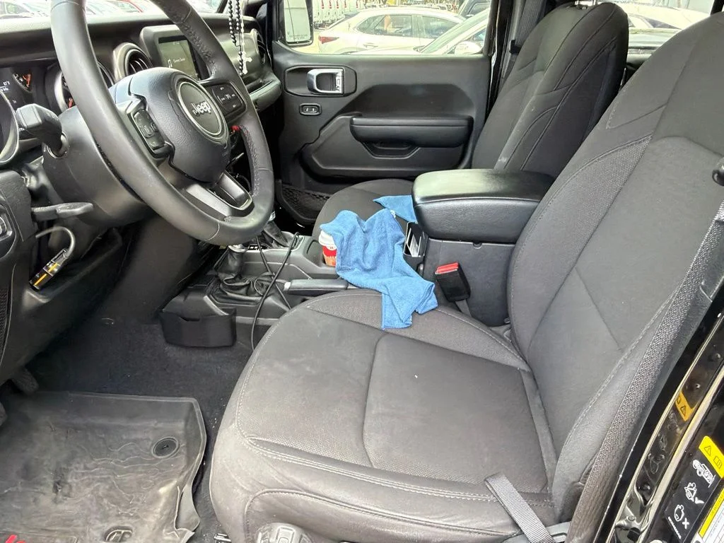 Used 2023 Black Clearcoat Jeep Sport S image 7