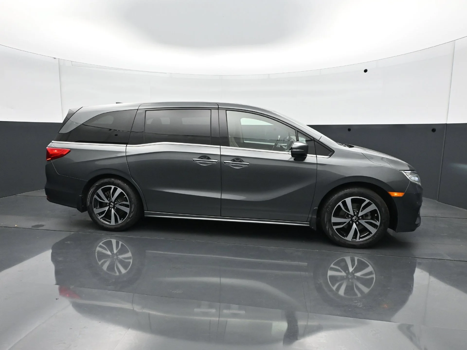 Used 2019 Gray Honda Elite Auto image 9