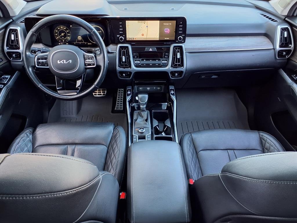 Used 2022 Wolf Gray C7s Kia X-Line SX Prestige image 15