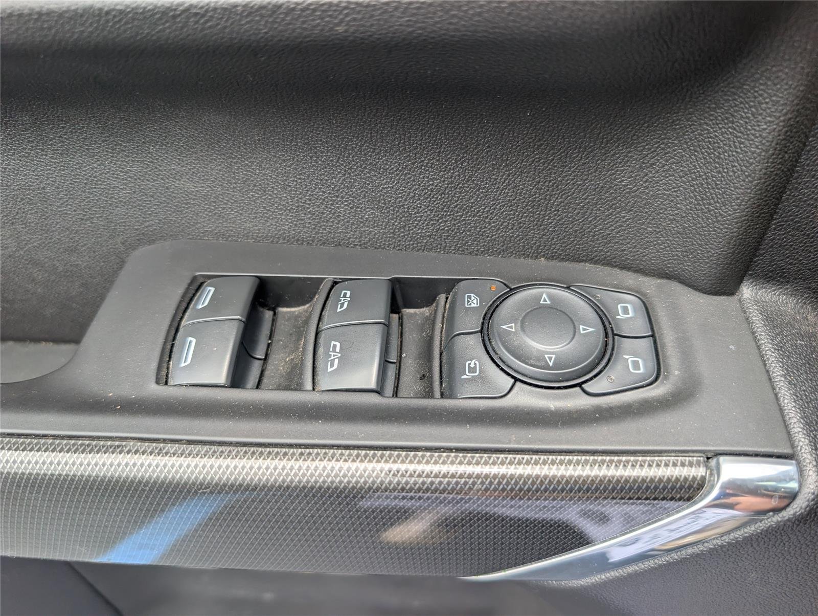 Used 2021 Onyx Black GMC AT4 image 28