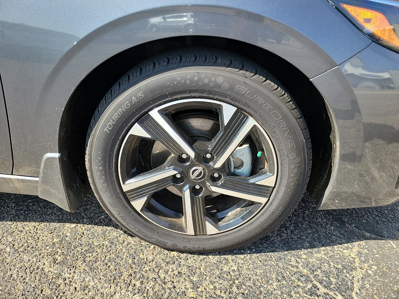Certified Used 2025 Gun Metallic Nissan SV image 14