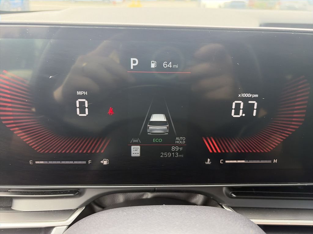 Used 2025 Aurora Black Pearl Kia LXS image 36