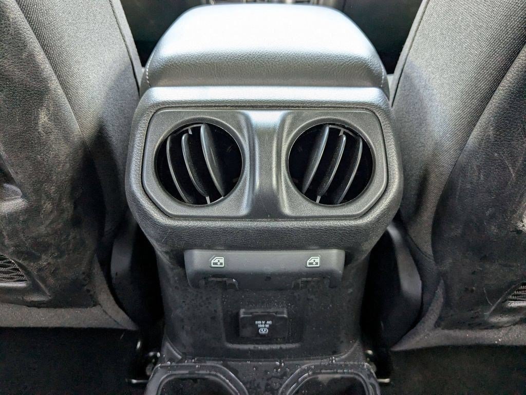 Used 2025 Mojito Clearcoat Jeep Rubicon image 26
