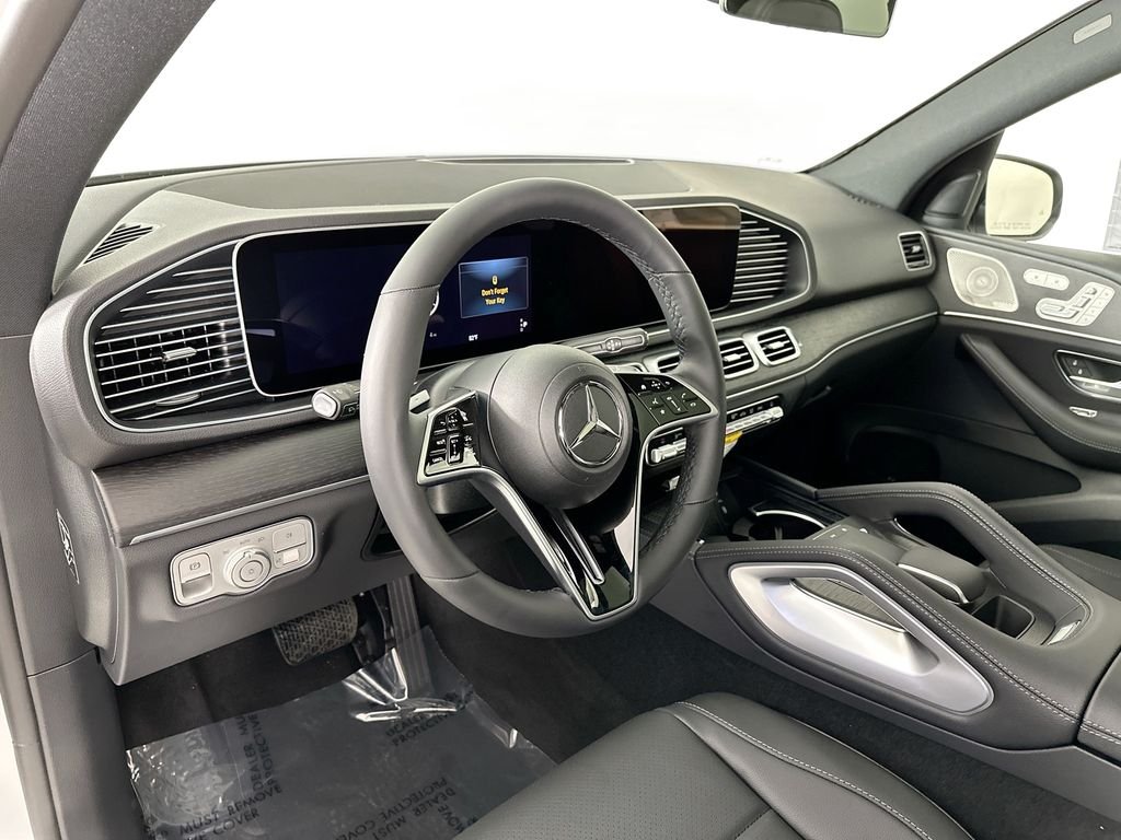 New 2026 MANUFAKTUR Moonlight White Magno Mercedes-Benz GLE 450 image 9