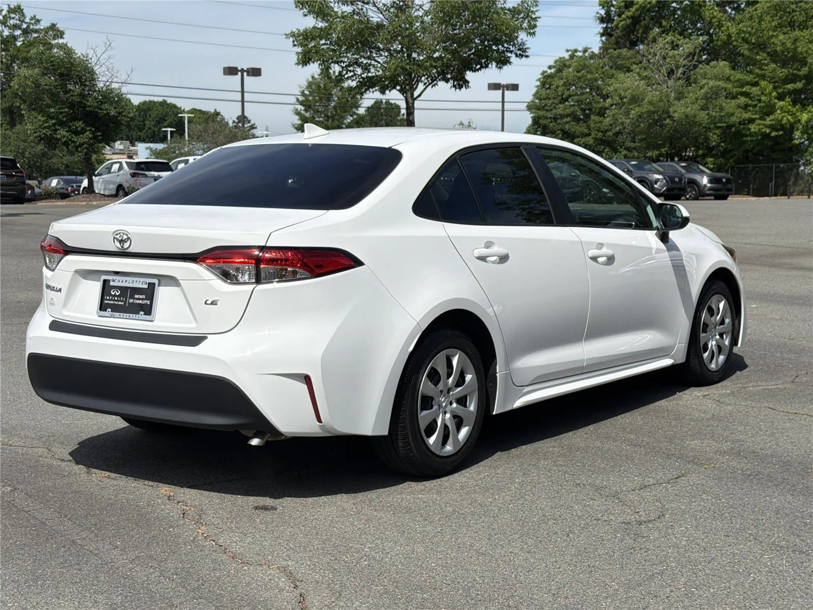 Used 2023 Ice Cap Toyota LE image 28