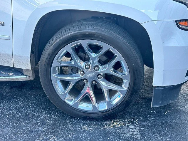 Used 2018 SUMMIT WHITE Chevrolet Premier image 25