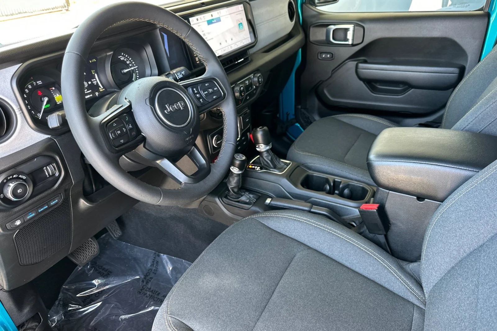 Used 2024 BIKINI PEARL Jeep Willys image 4