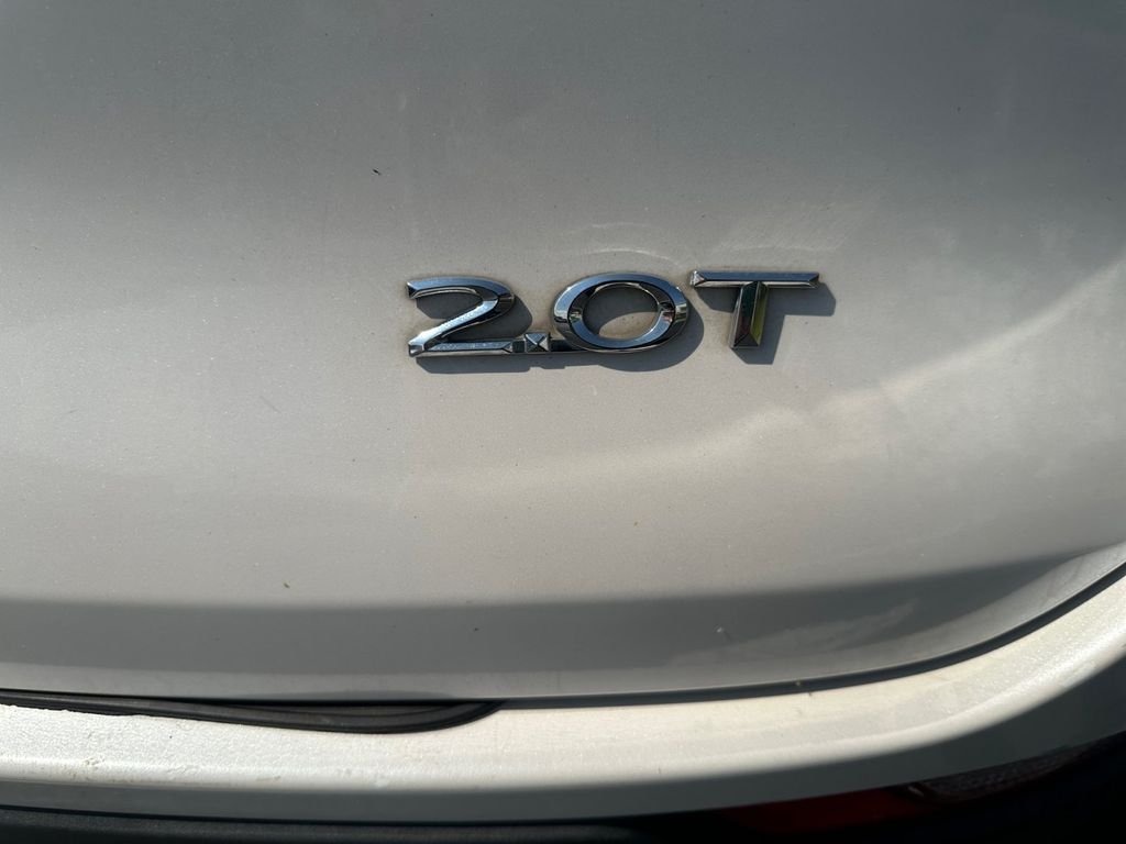 Used 2017 White Lincoln Select image 36