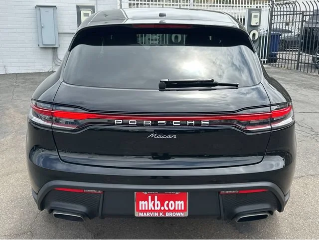 2023 Porsche Macan T - Photo 13