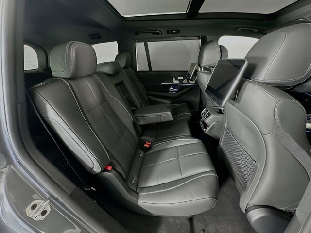 New 2026 Selenite Grey Metallic Mercedes-Benz GLS 580 image 64
