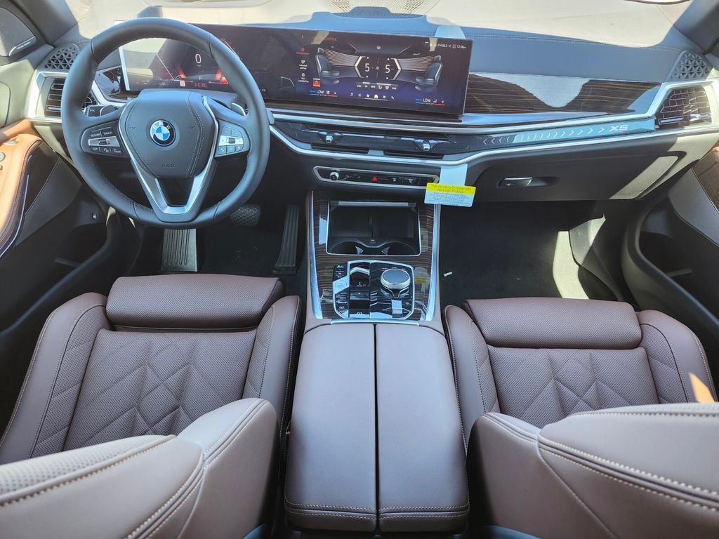 New 2026 White BMW xDrive50e image 11