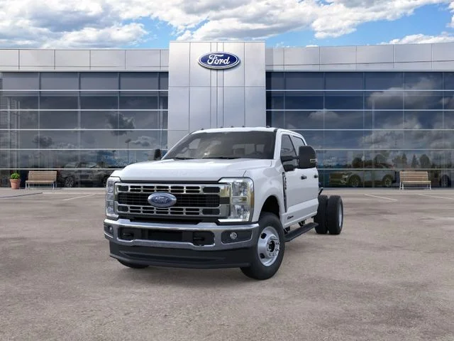 New 2026 Oxford White Ford XL image 2