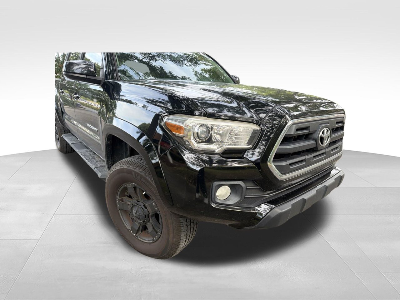 Used 2017 Black Toyota SR5 image 2
