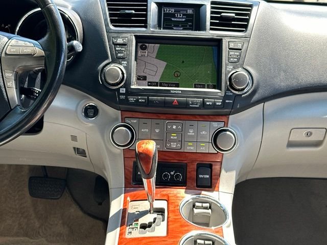 2010 Toyota Highlander Limited - Photo 34