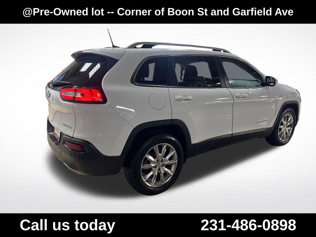 Used 2017 White Jeep Limited image 5