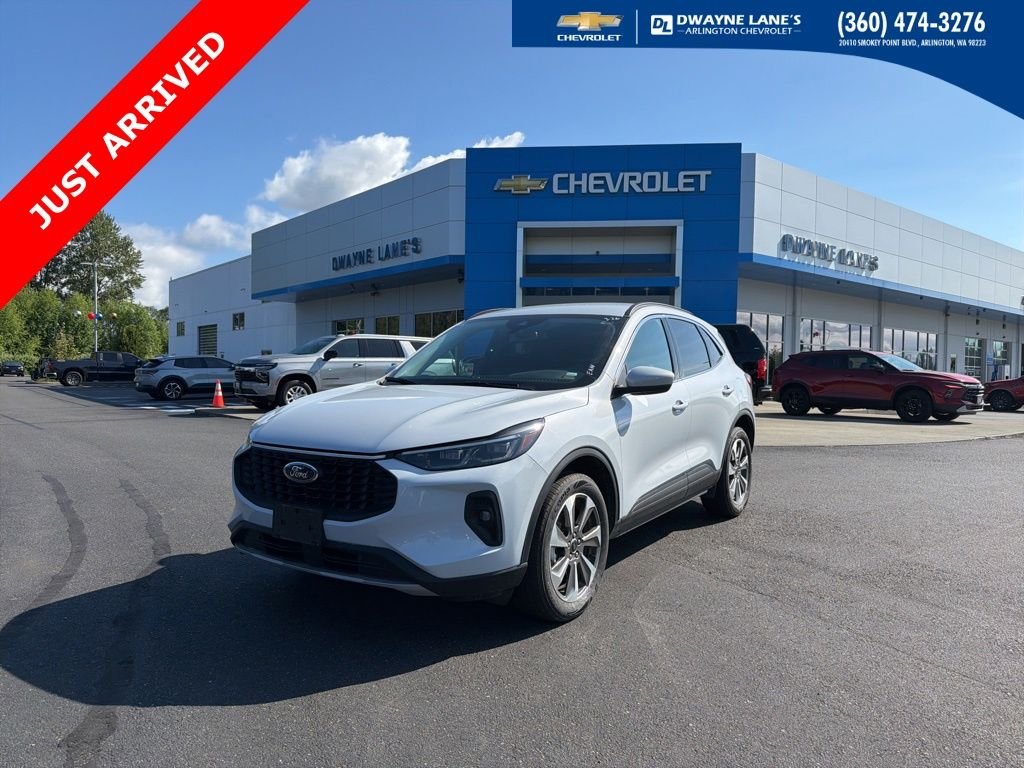 2025 Ford Escape Platinum AWD's photo