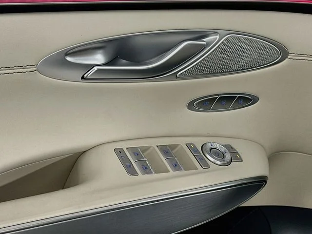 New 2027 Genesis GV70 2.5T Select