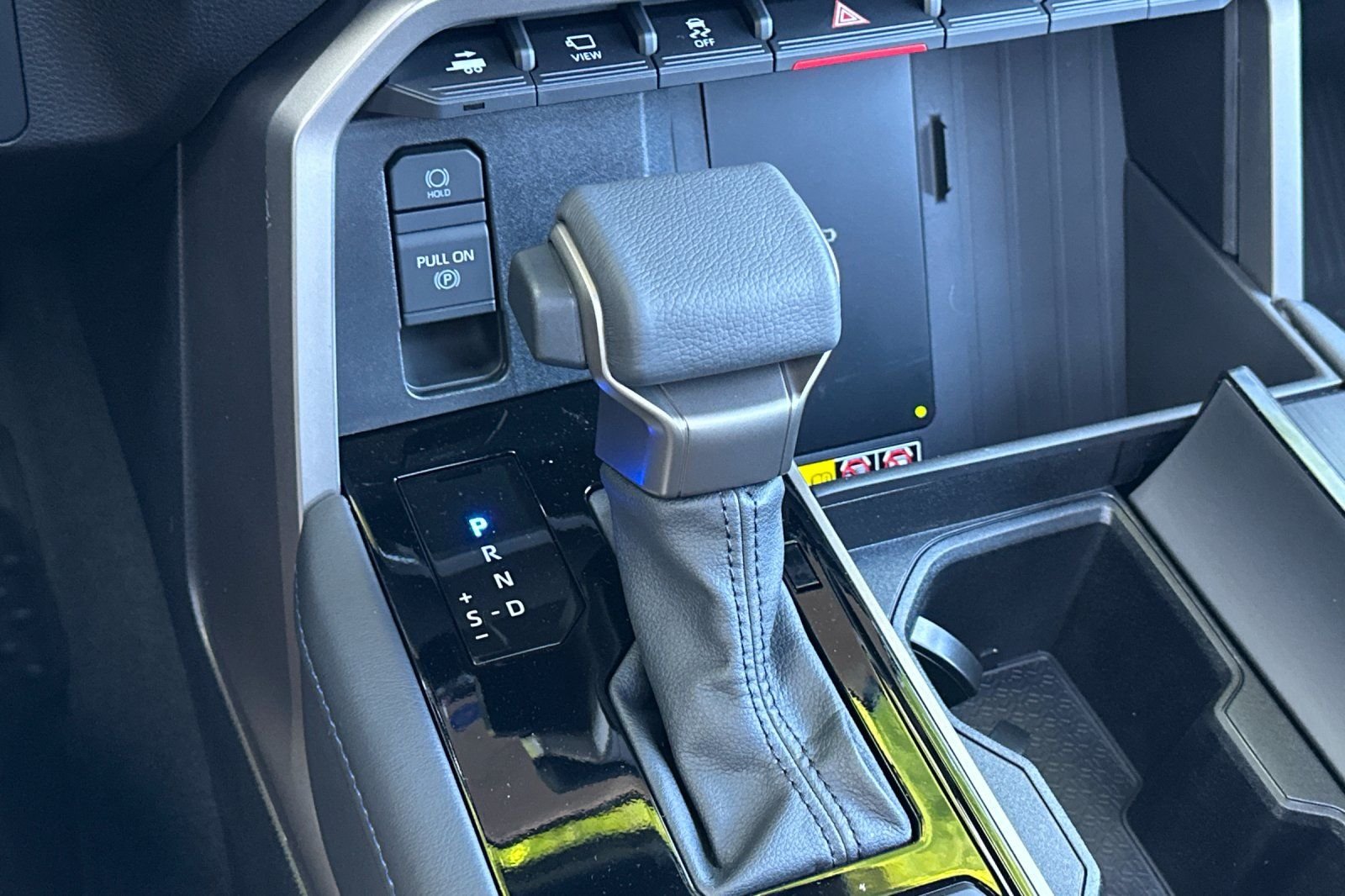 New 2026 Wind Chill Pearl Toyota Platinum i-FORCE MAX image 21