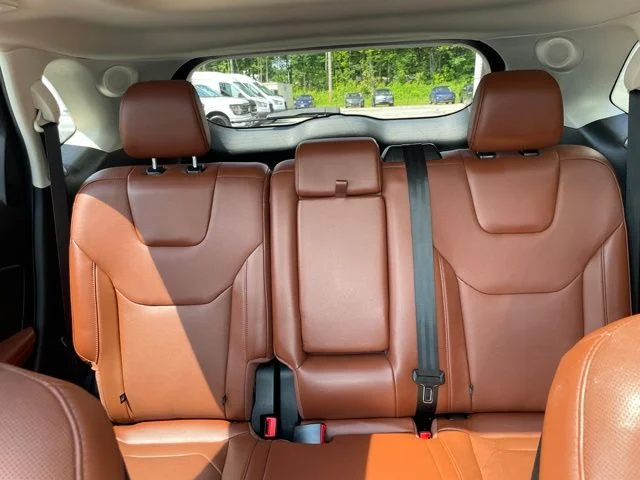 Used 2019 Black Metallic Ford Titanium image 40