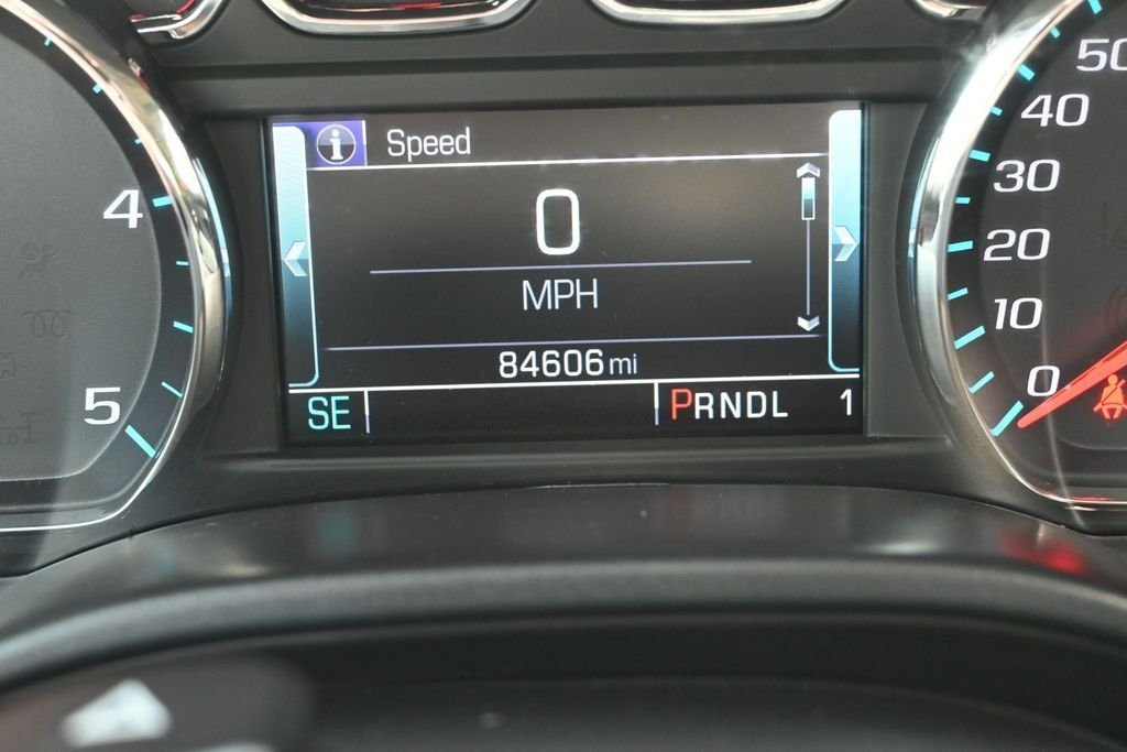 Used 2019 Summit White Chevrolet LT image 18