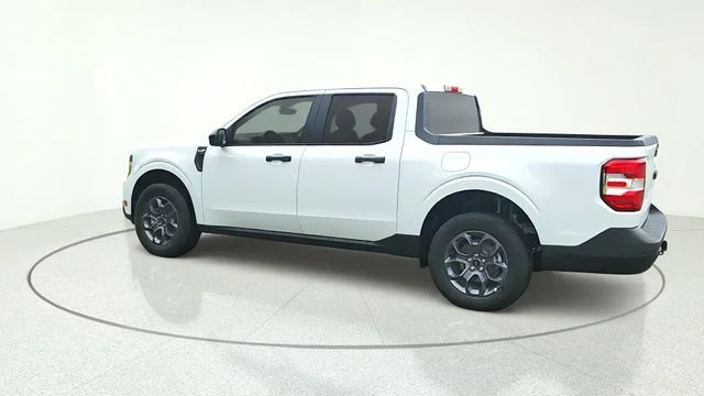 New 2026 White Ford XLT image 5