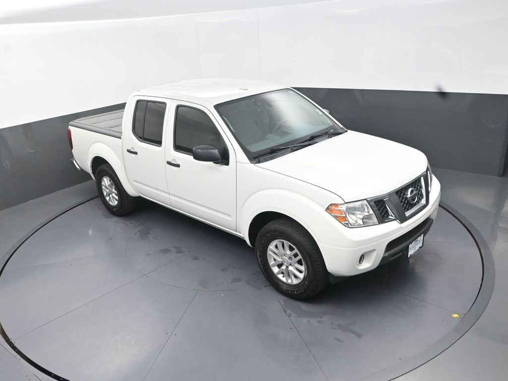 Used 2017 White Nissan SV image 14