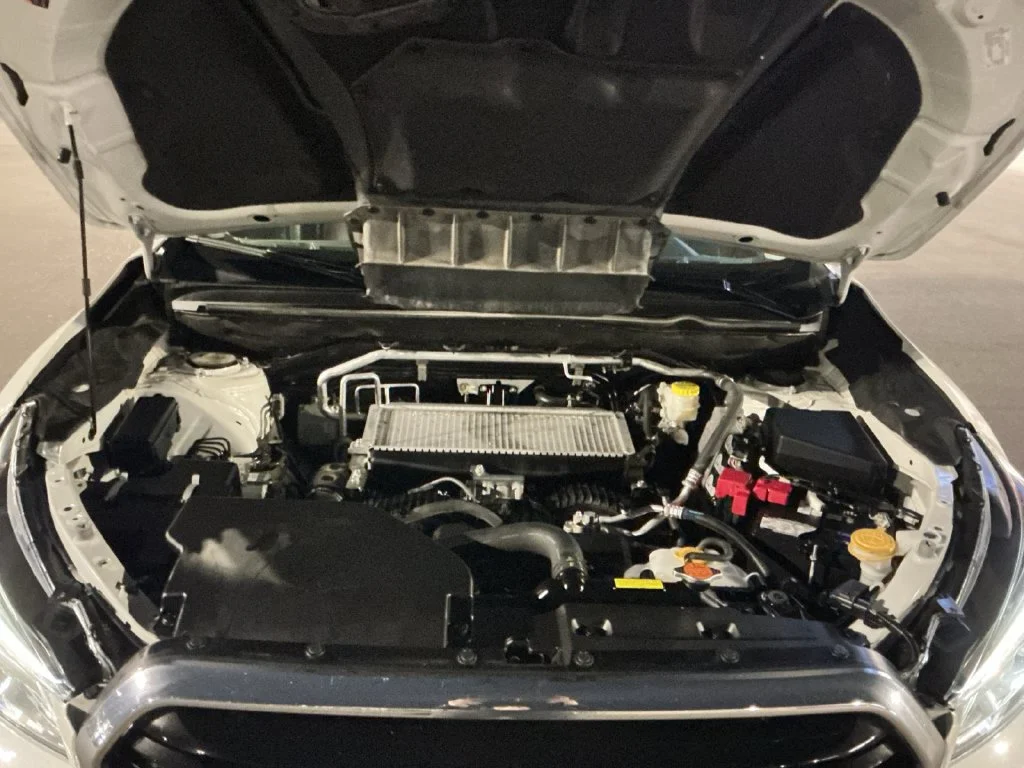 Used 2022 White Subaru Touring image 30