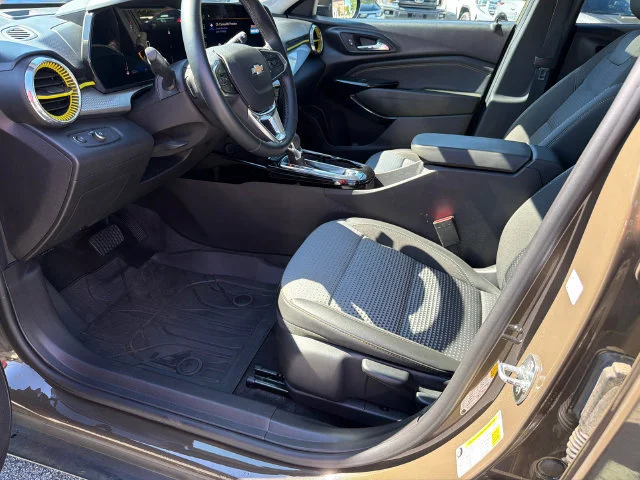 Used 2024 Harvest Bronze Metallic Chevrolet LT image 9