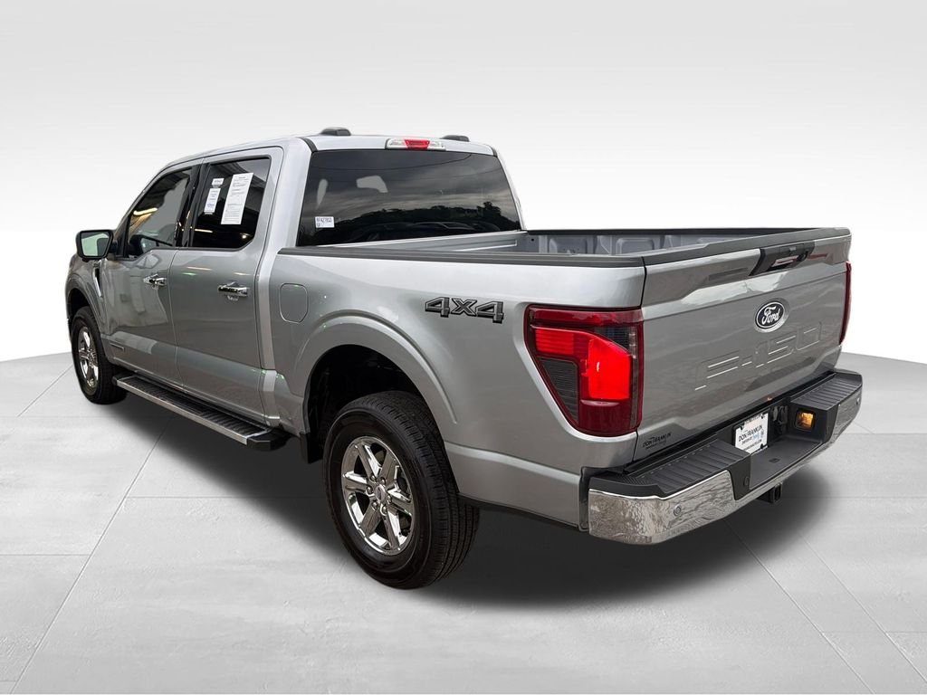 Used 2024 Silver Ford XLT image 6