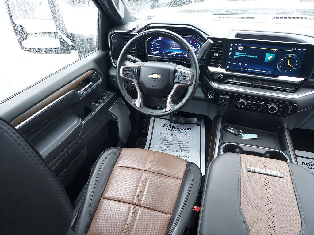 Used 2024 Beige Chevrolet High Country image 15
