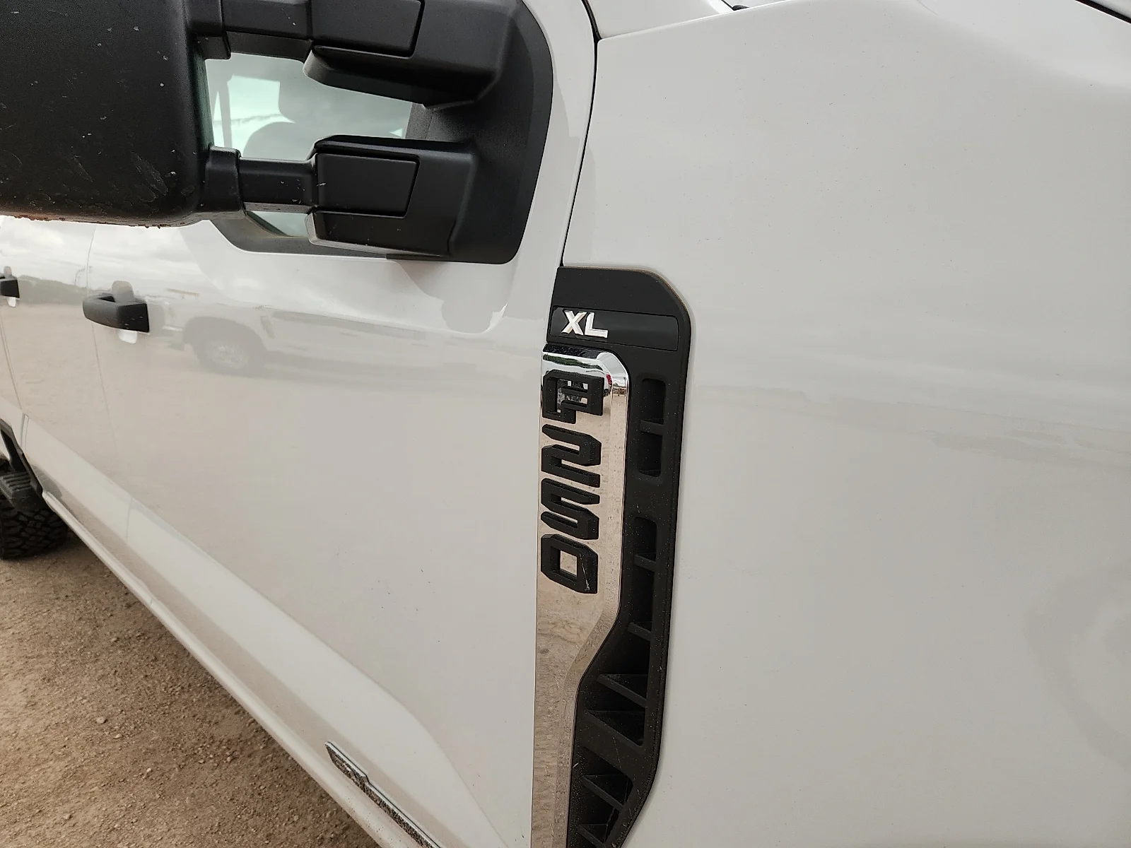 New 2026 Oxford White Ford F-250® XL image 10