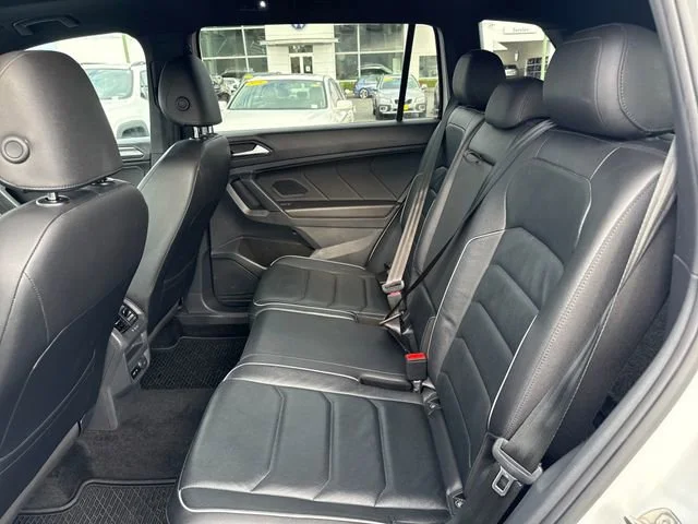 Used 2020  Volkswagen SEL Premium R-Line image 14