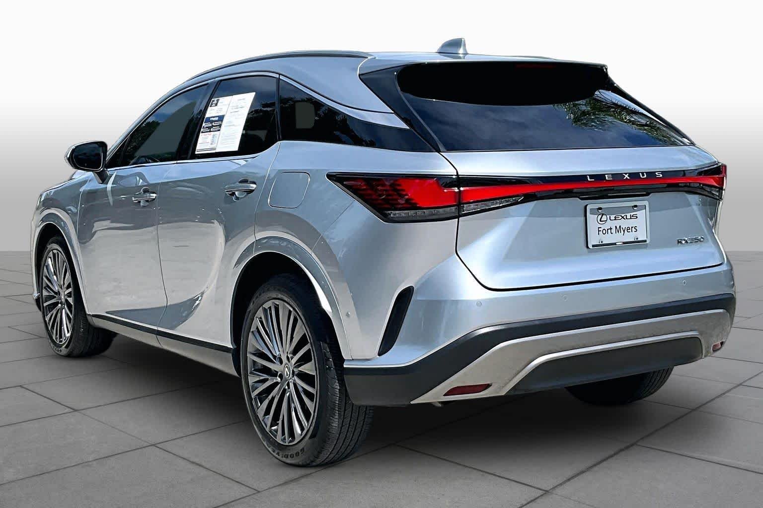 Used 2023 Iridium Lexus Luxury image 12