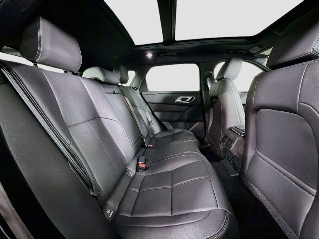 New 2026 Santorini Black Land Rover P250 Base image 29