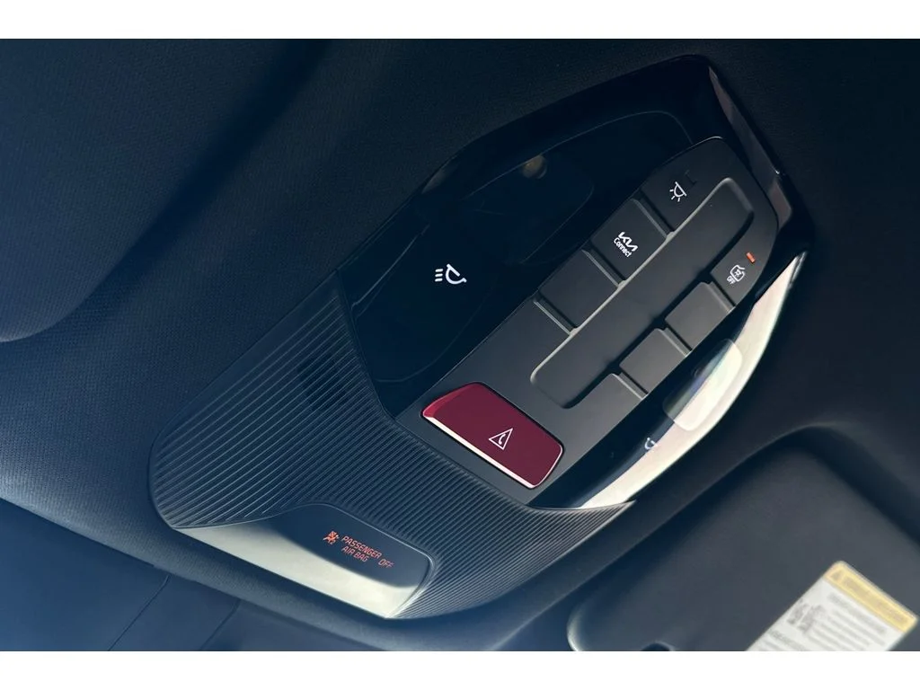 Used 2025 Morning Haze Kia GT-Line image 23