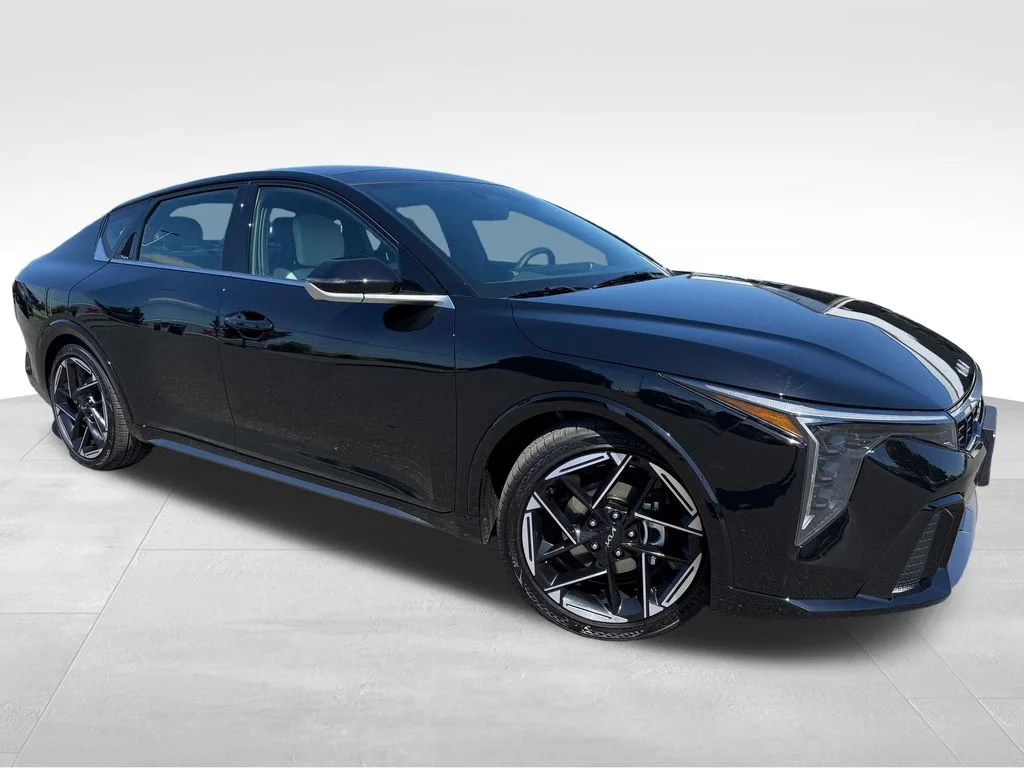 2026 Kia K4 GT-Line AT's photo