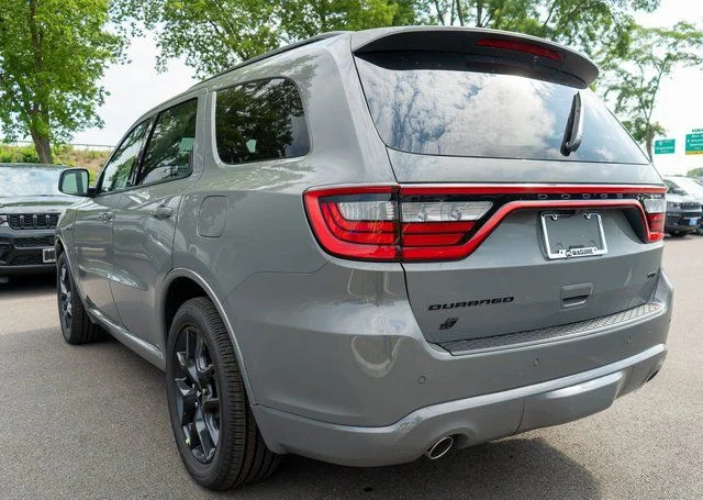 New 2026 Destroyer Gray Clear-Coat Exterior Paint Dodge GT Plus HEMI V8 image 7