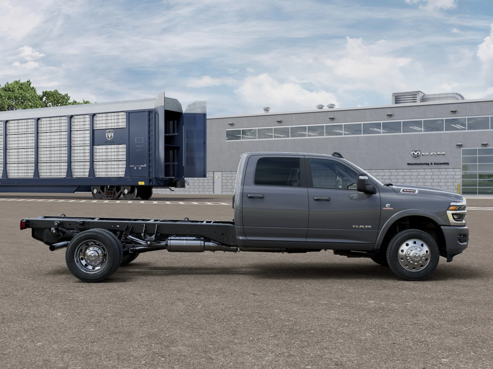 New 2026 Ceramic Gray Clear-Coat Exterior Paint RAM TRADESMAN image 21