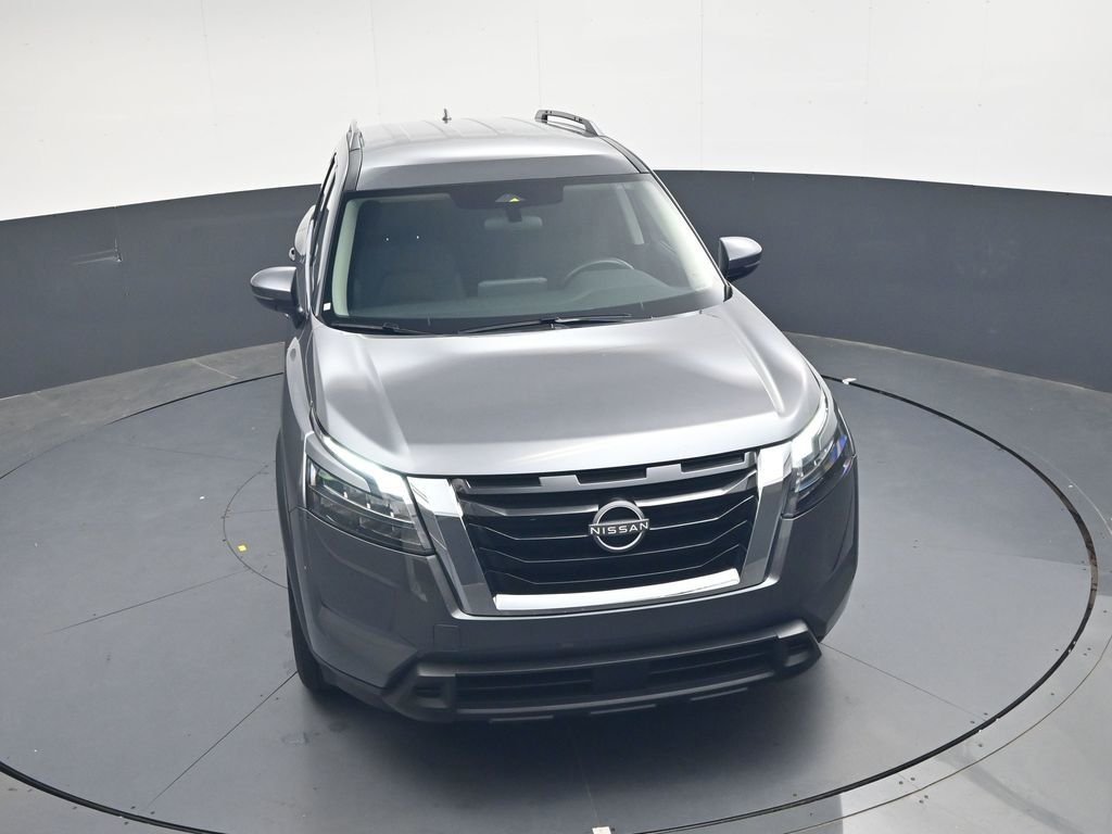Used 2025 Gray Nissan SV image 40