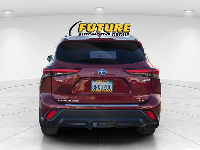 Used 2020 Red Toyota XLE image 5