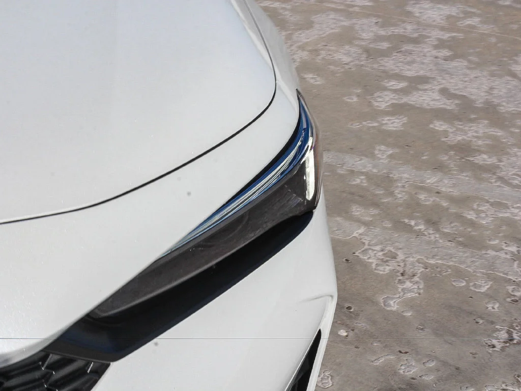 Certified Used 2026 Platinum White Honda Sport image 11