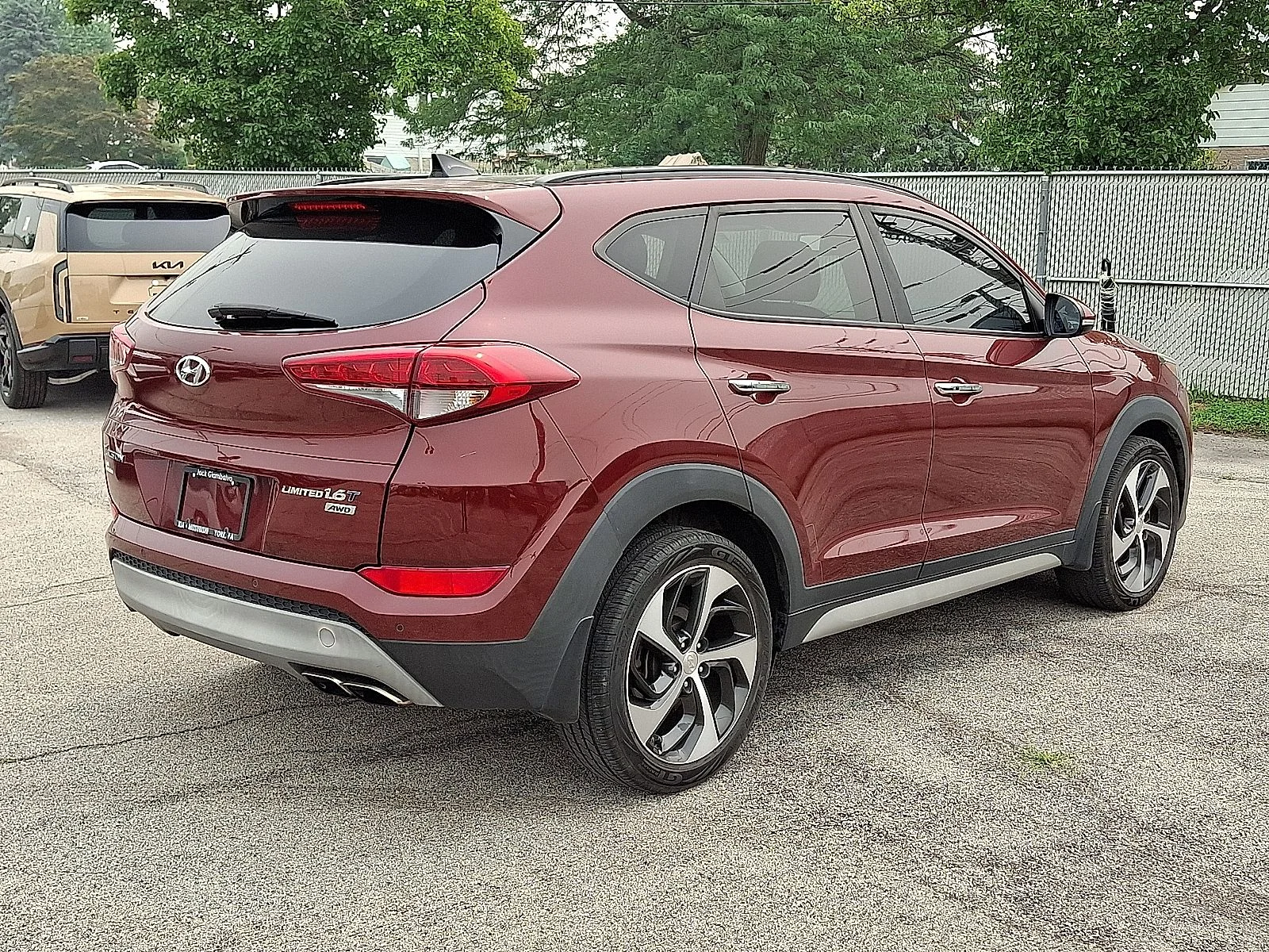 Used 2018 Red Hyundai Limited image 7