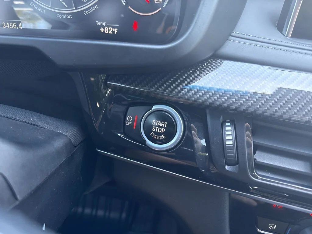 Used 2018  BMW  image 23