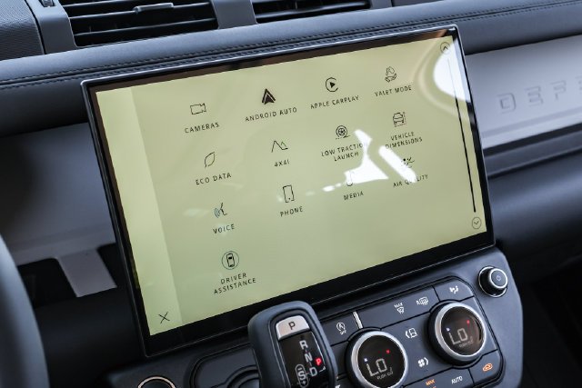 New 2026 White Land Rover S image 38